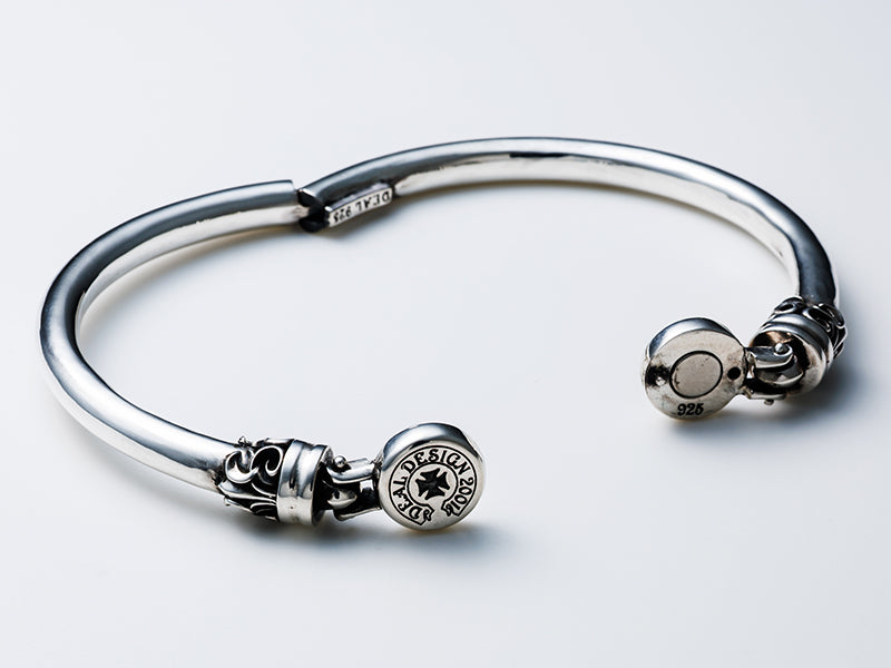 Deal Design - Seal Logo Cuff Bracelet 6