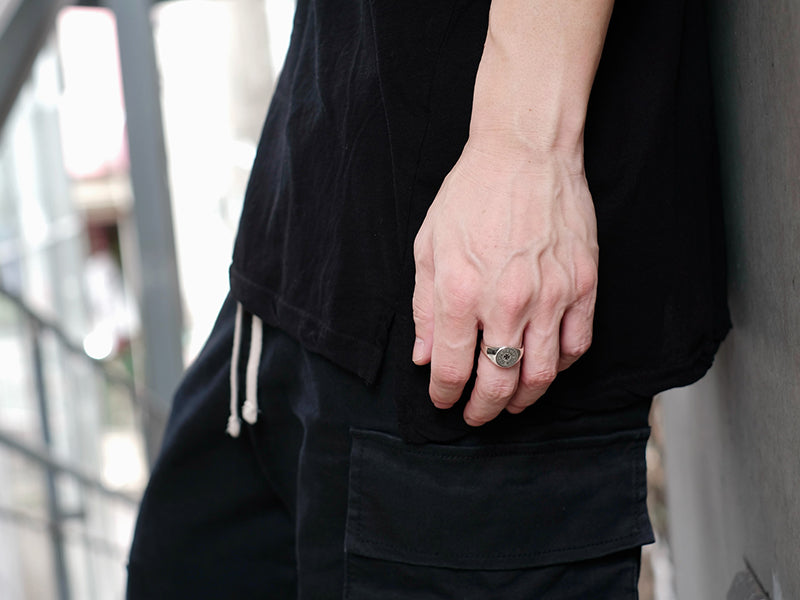 Deal Design - Seal Logo Ring: Large 6