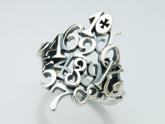 Deal Design - Shuffle Card Silver Ring 1