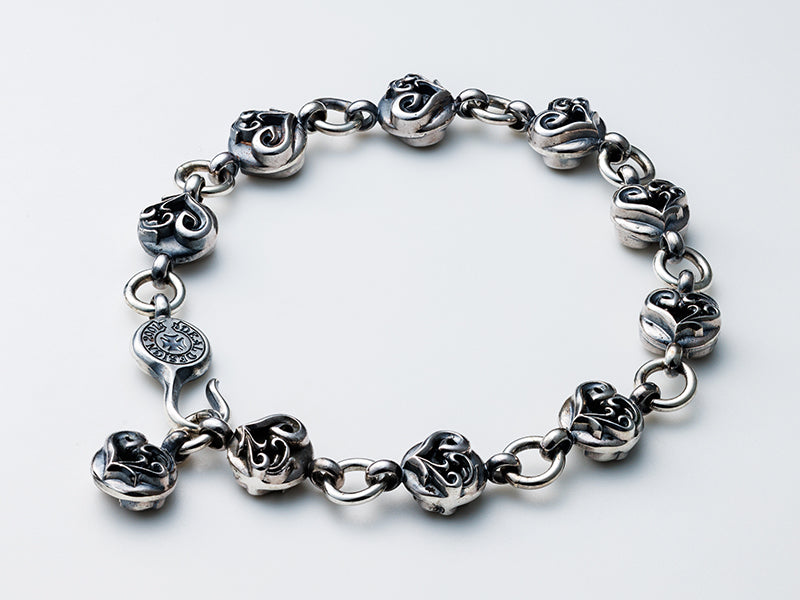 Deal Design Small Ball Bracelet: BH 2