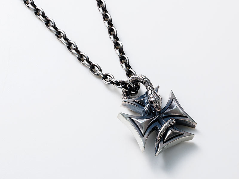 Deal Design - Snake Roll Iron Cross 2