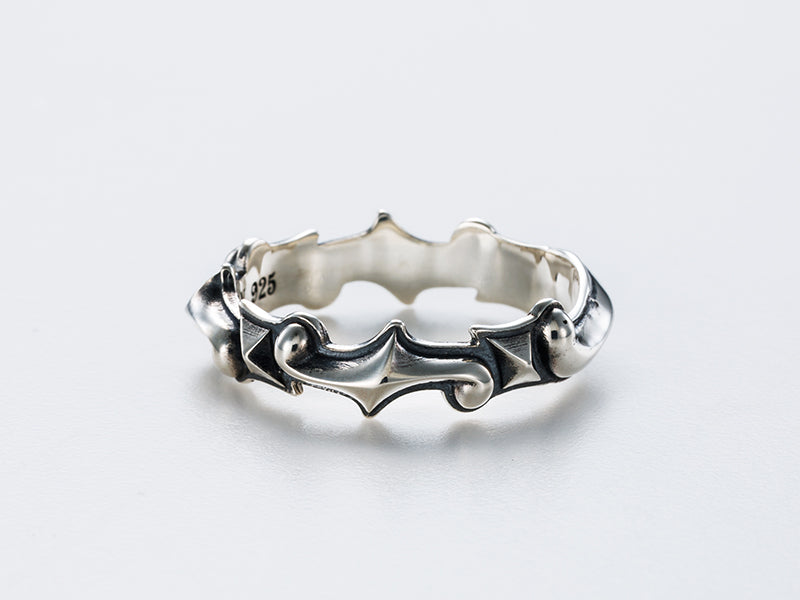 Deal Design - Solid Fhole Ring 6