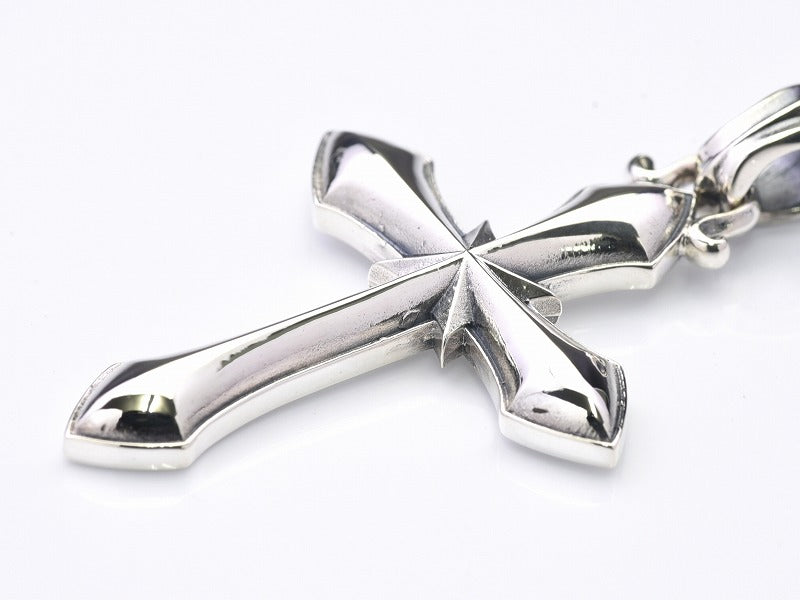 Deal Design - Spike Cross Pendant 1