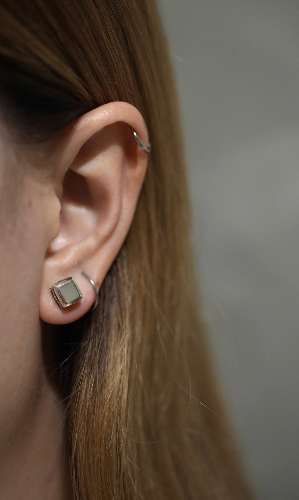 Deal Design - Square Signet Earrings 2