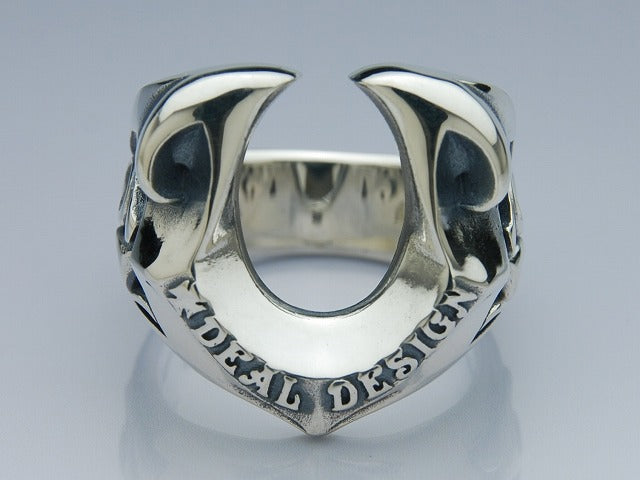 Deal Design - Stream Horse Shoe Ring 4