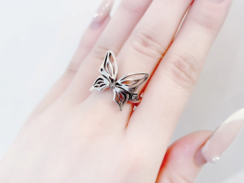 Deal Design - Studded Butterfly Large Ring 2