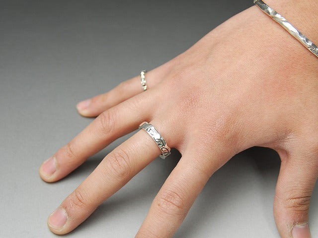Deal Design - Tiny Cross Ring with ZIL 2