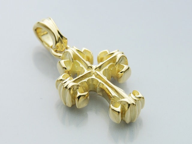 Deal Design - Tiny Lily Cross 4