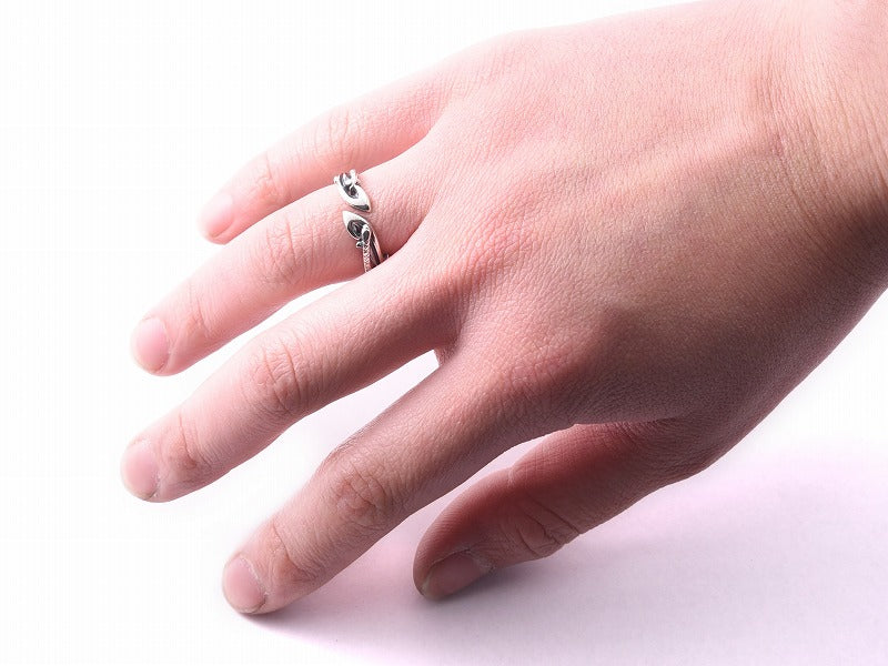 Deal Design - Tiny Snake Ring 2
