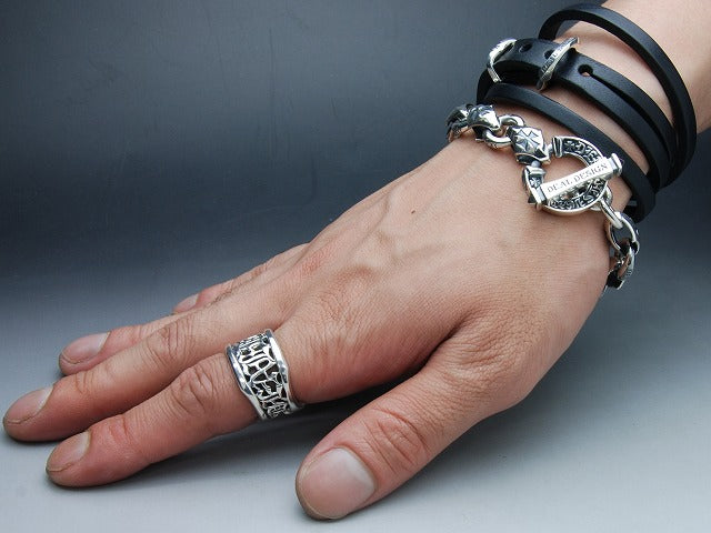 Deal Design - Trick Horse Ring 2