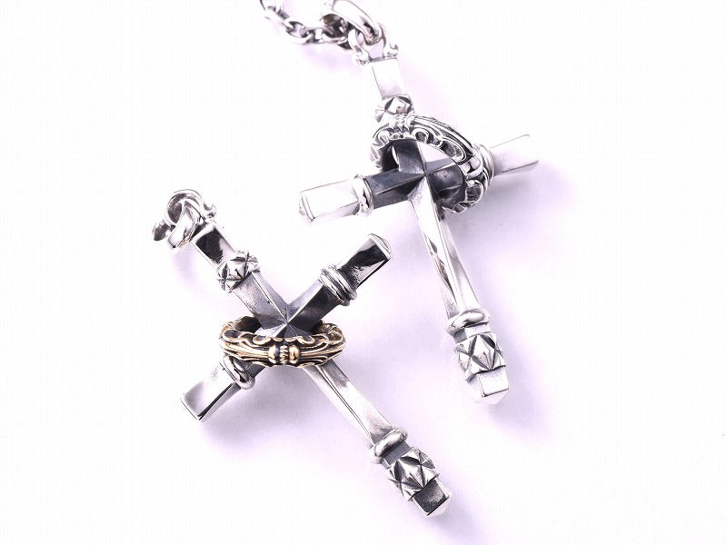 Deal Design - Twist Gate Cross Pendant 2