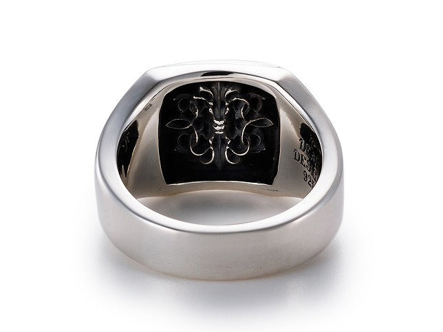 Deal Design - Under Signet Ring 5
