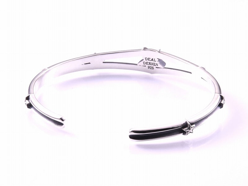 Deal Design - V Band Star Bangle 3