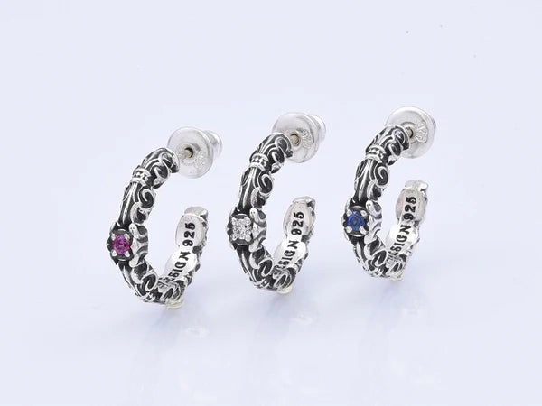 Deal Design Gate Lip Hoop With Stone