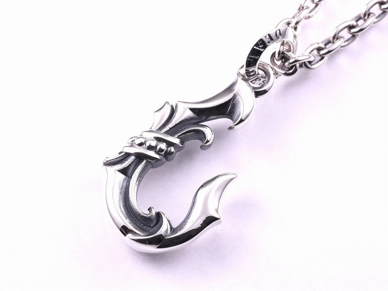 Deal design - Calm Line Fish Hook Pendant 1