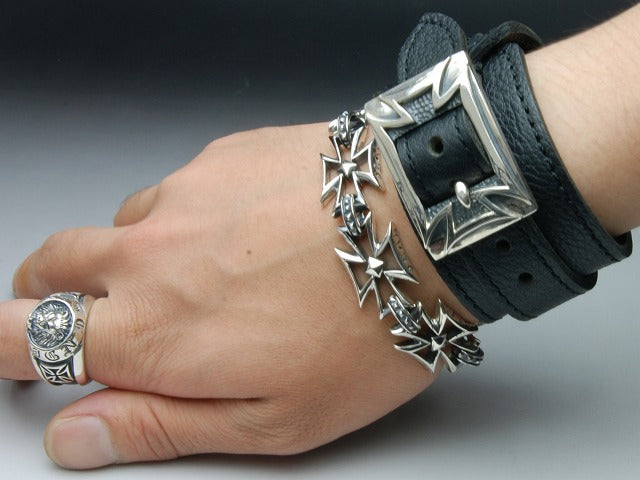 Deal design - Cross Guard Bracelet 2