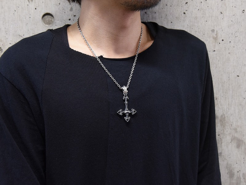 Deal design - Drop Lily Cross Pendant 2