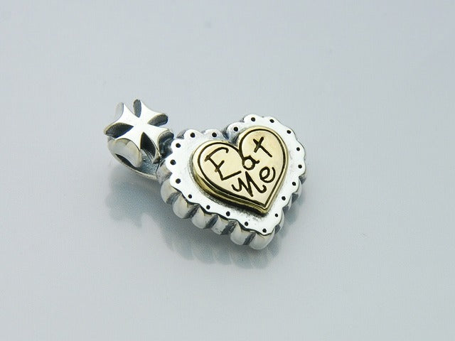Deal design - Eat Me Pendant 3