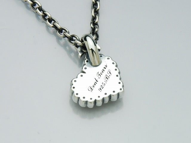 Deal design - Eat Me Pendant 5