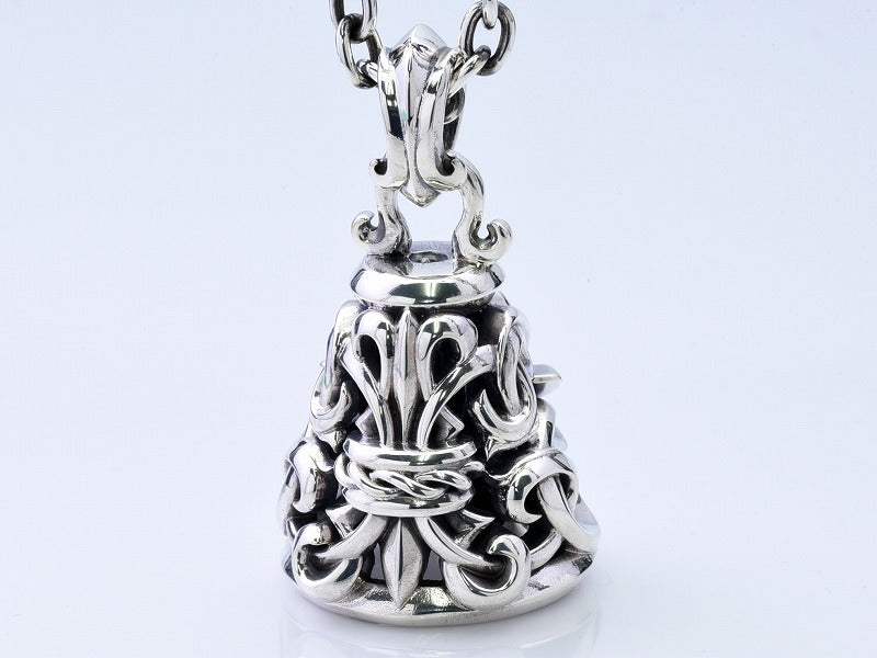 Deal design - Huge Bell Pendant 1