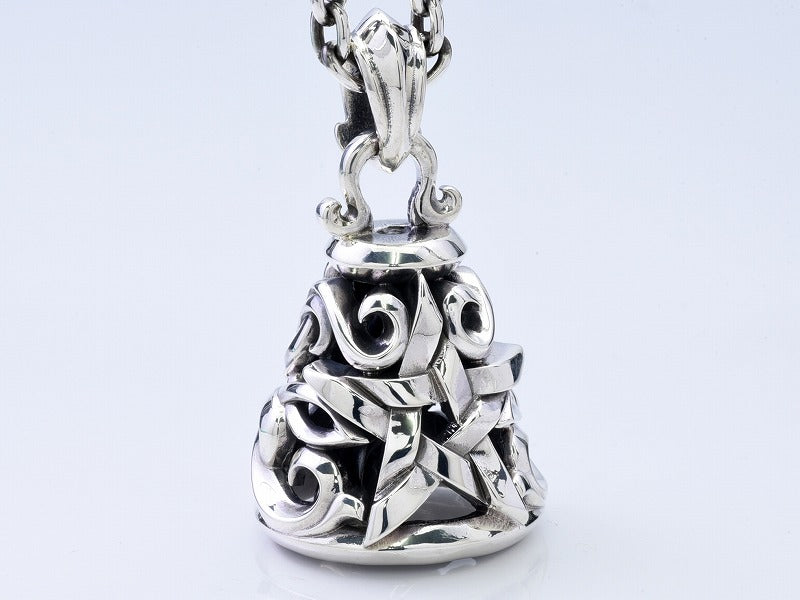 Deal design - Huge Bell Pendant 2