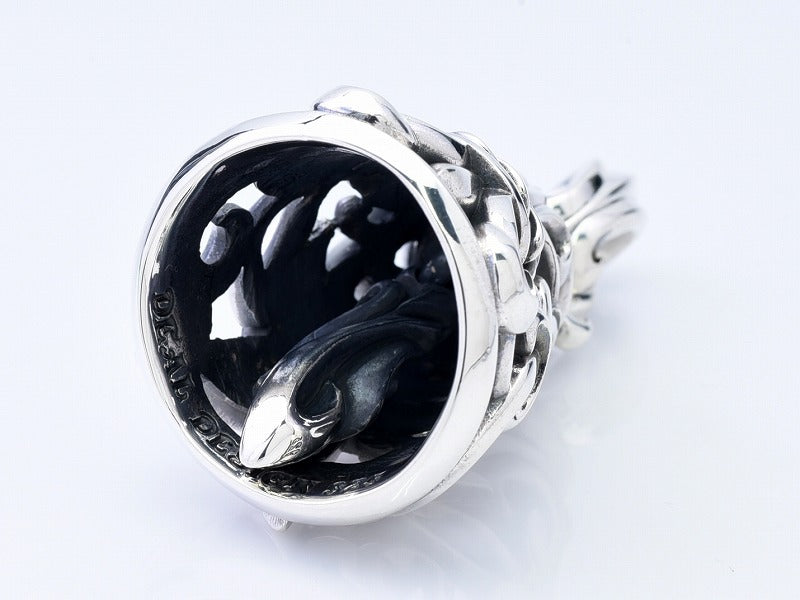 Deal design - Huge Bell Pendant 4