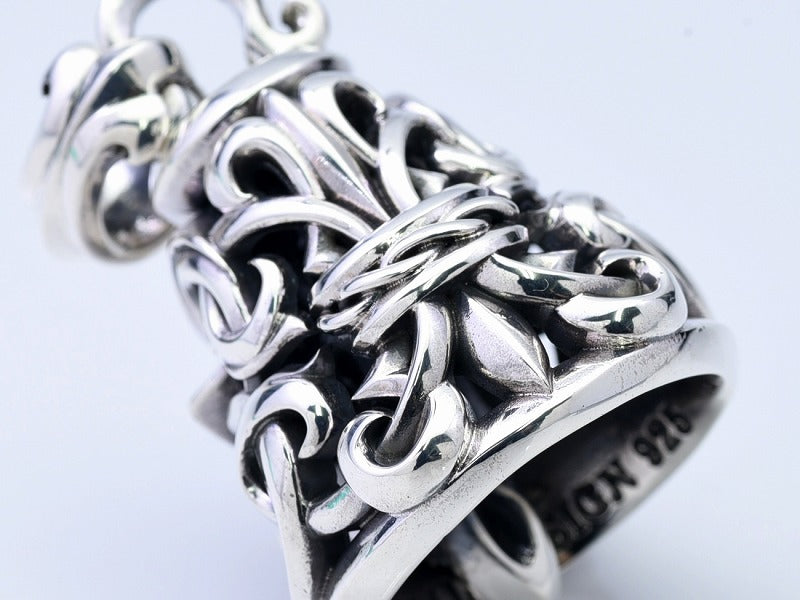 Deal design - Huge Bell Pendant 5