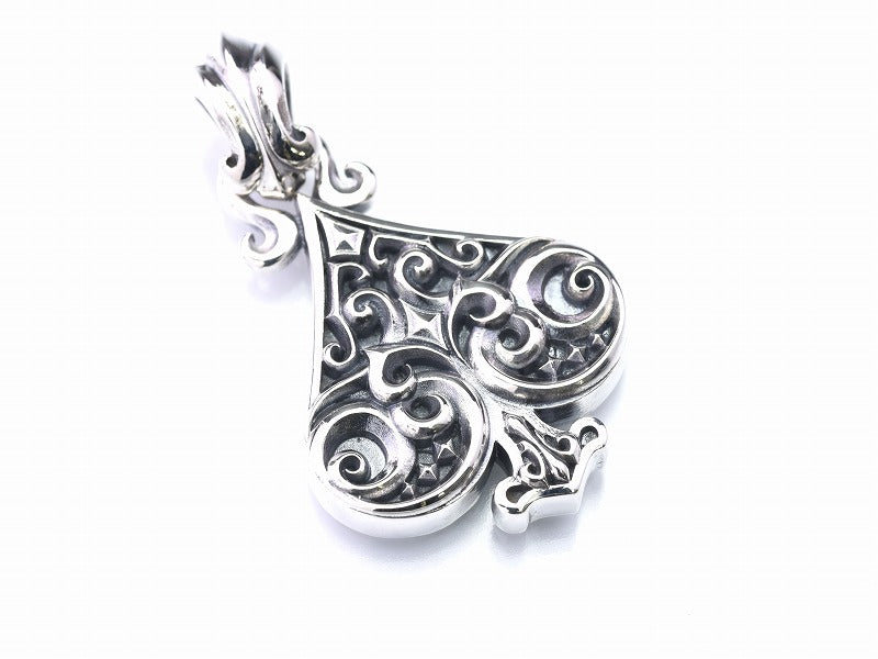 Deal design - Majestic Ace: Large Pendant 4