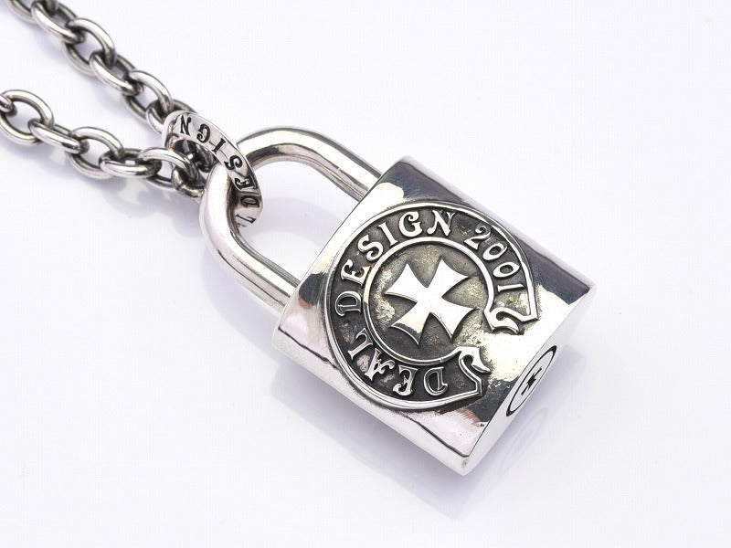 Deal design - Multi Padlock Pendant 2