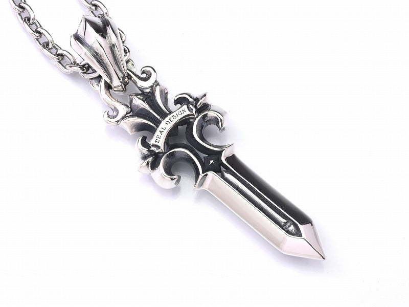Deal design - Solid Dagger Top EX Pendant 3