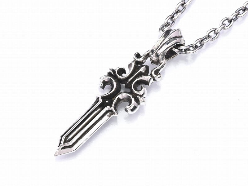 Deal design - Solid Dagger Top Pendant 1