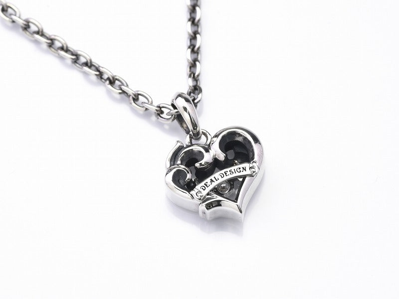 Deal design - Tiny Blaze Heart : DS Pendant 4