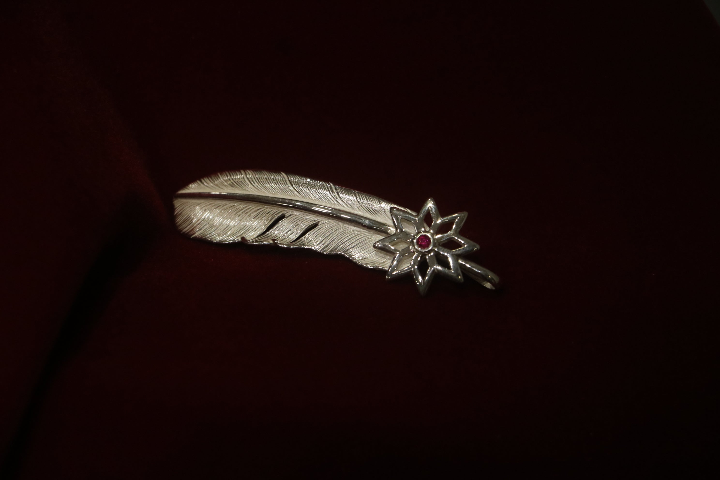 Top 925 Silver Morning Star w/ Ruby Silver Feather L