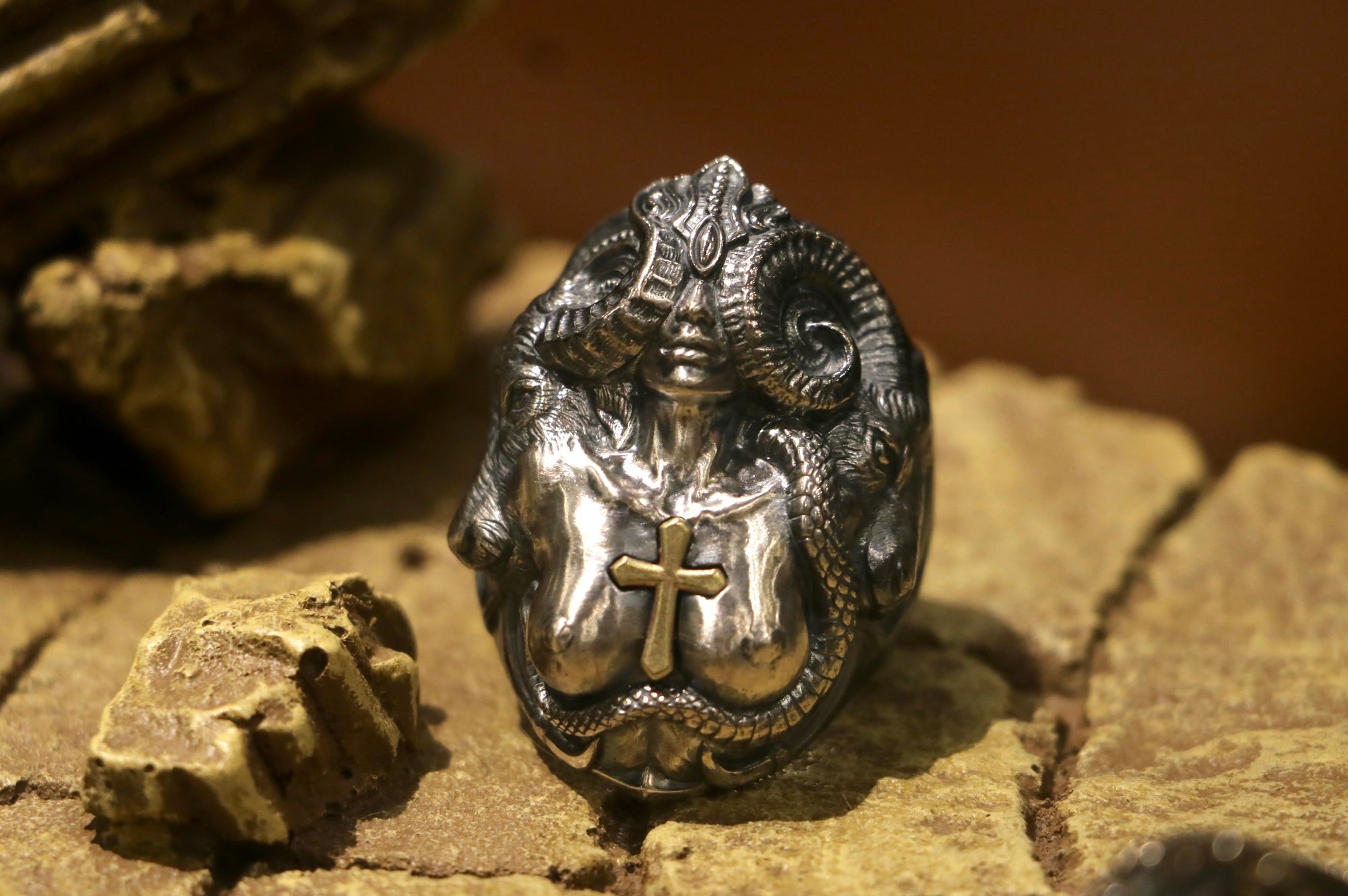 Guardia - LUST-Asmodeus Ring 1