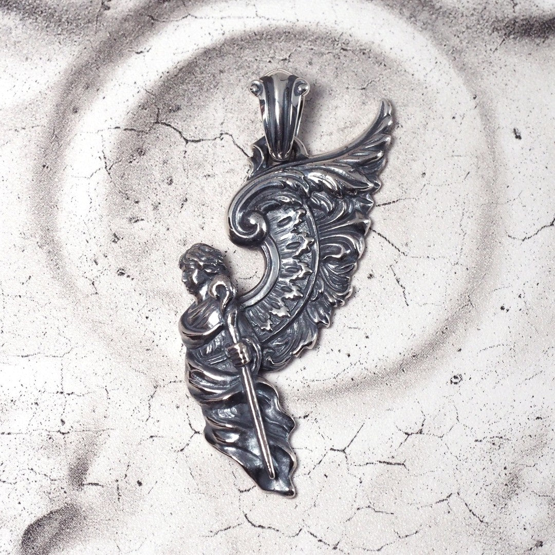 Guardia - Raphael Pendant 1