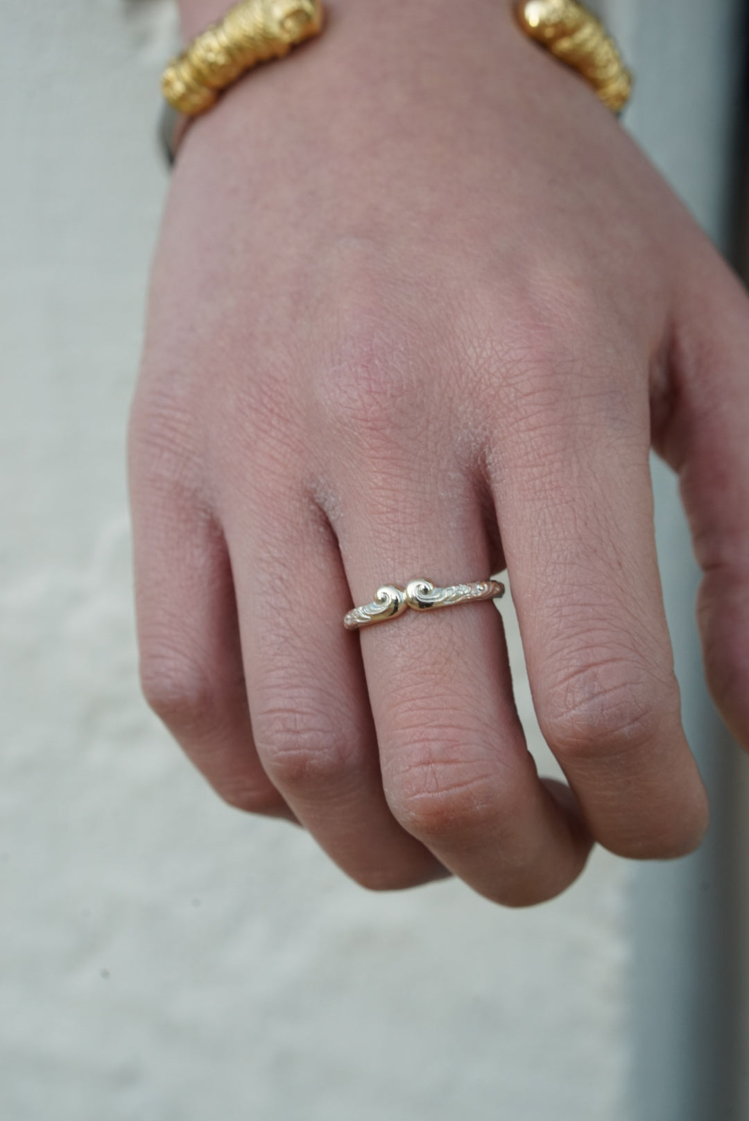 Guardia 10K Gold Gold Band Ring 2
