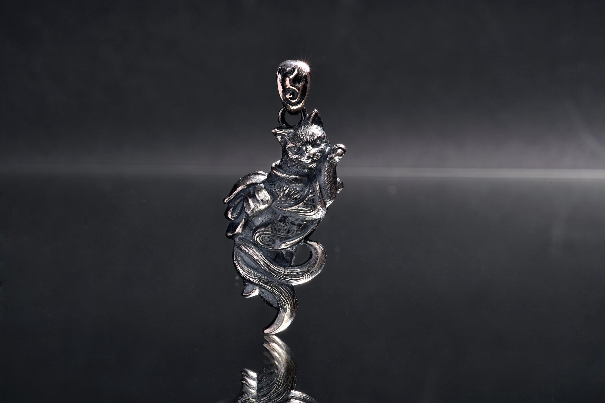 Guardia Nekomata Pendant 1