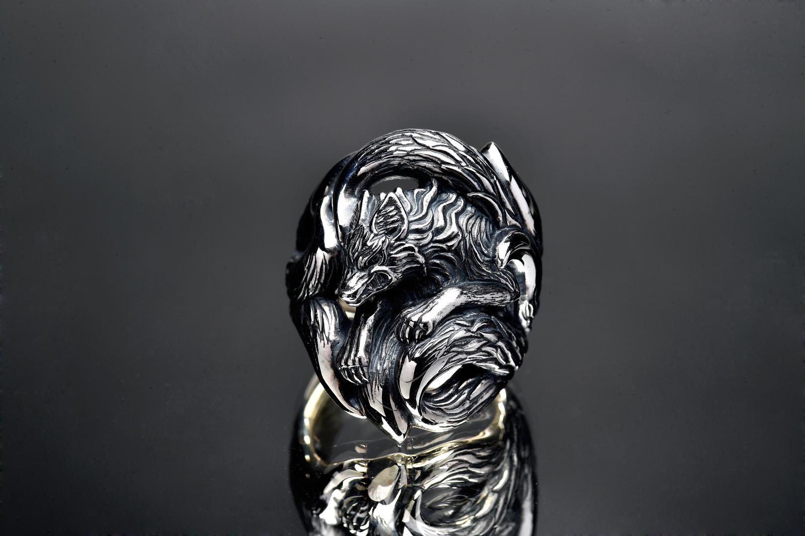 Guardia Nine-Tailed Fox Ring 1
