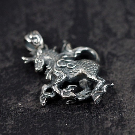 Guardia Qilin Pendant 5