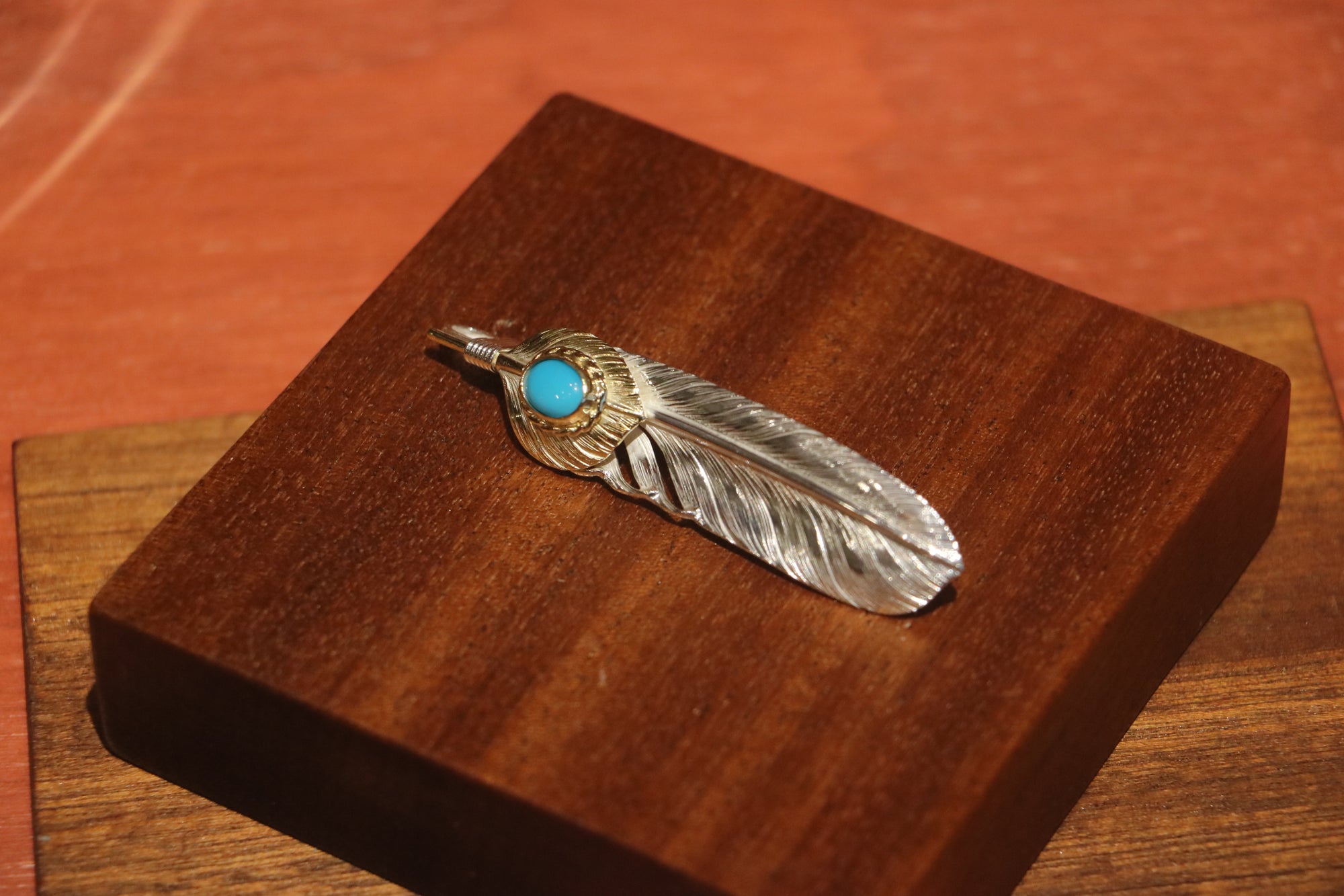 Albatory 18K Top Gold Gold Cup Silver Feather Pendant L w/ Turquoise