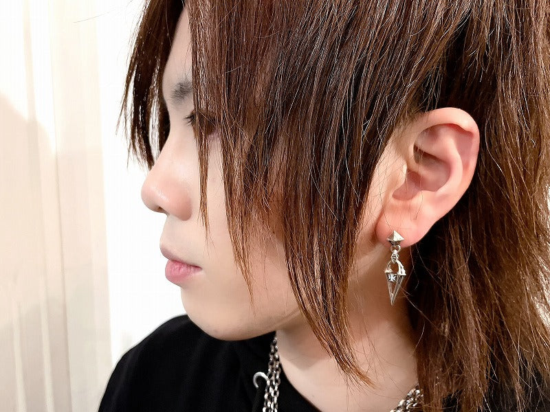 Hellwire Earrings