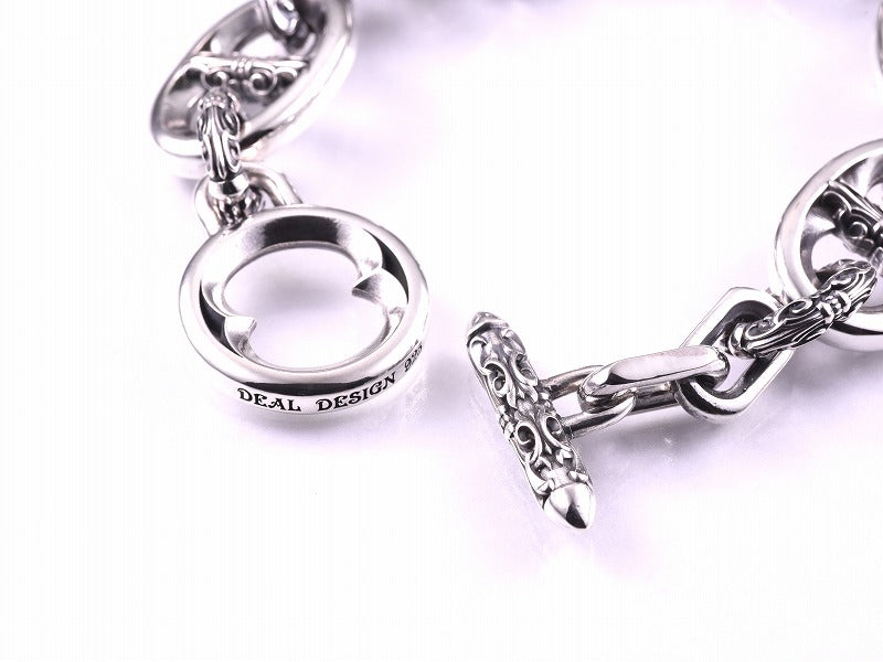 Oval Gate Bracelet