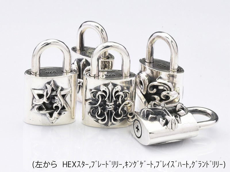 Deal Design Multi Padlock Pendant