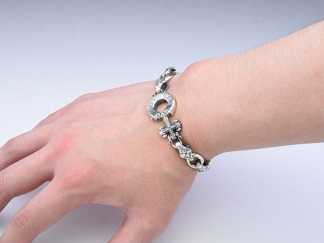 Horseshoe Chain Bracelet