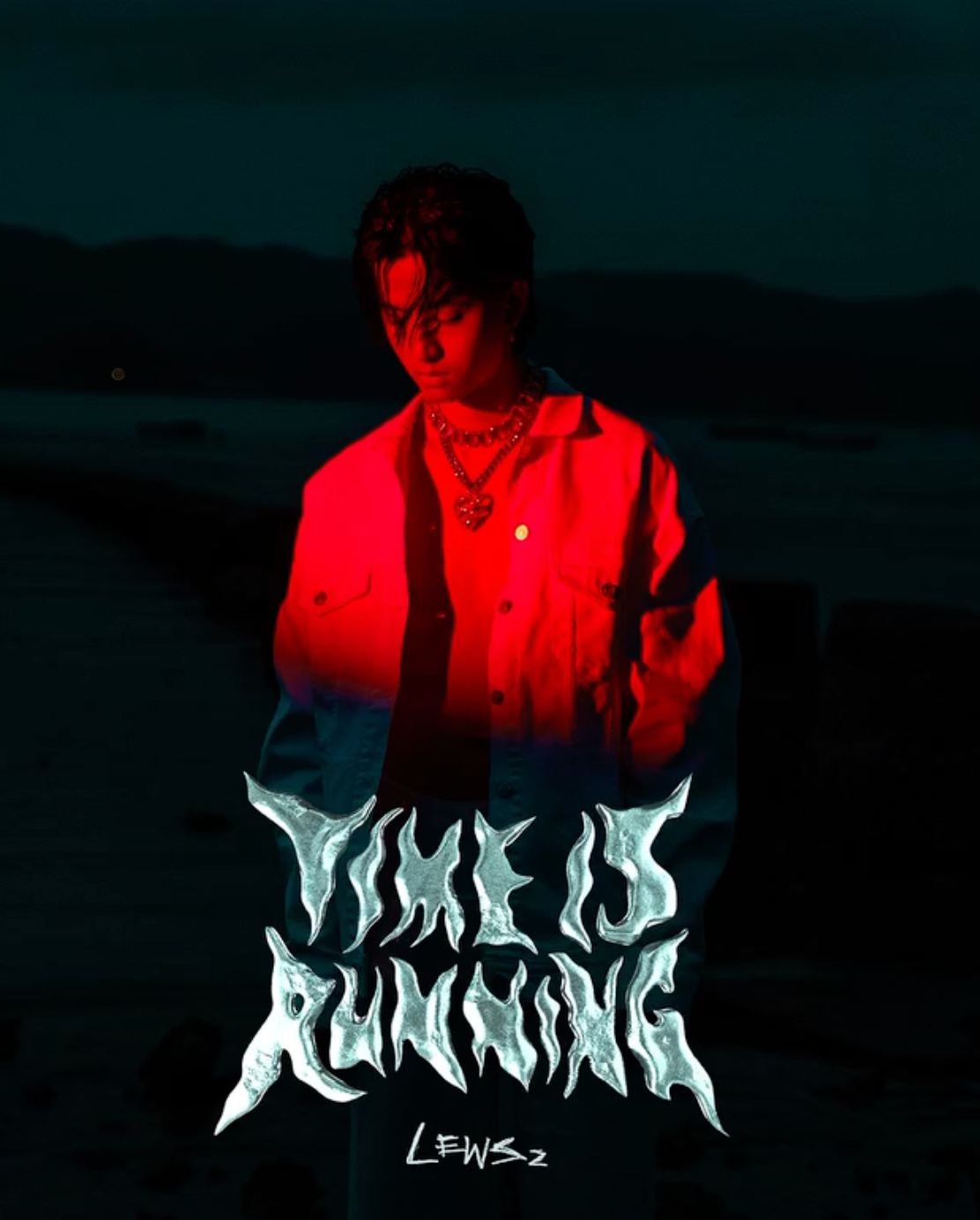 Lewis.z Hong Kong R&B artist wearing silver jewellery