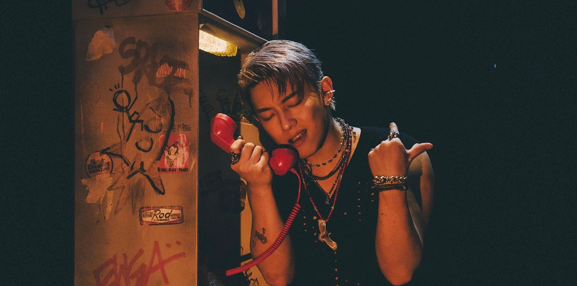 MC Cheung wearing DEOPUZ silver jewellery for Millionaire Boulevard MV