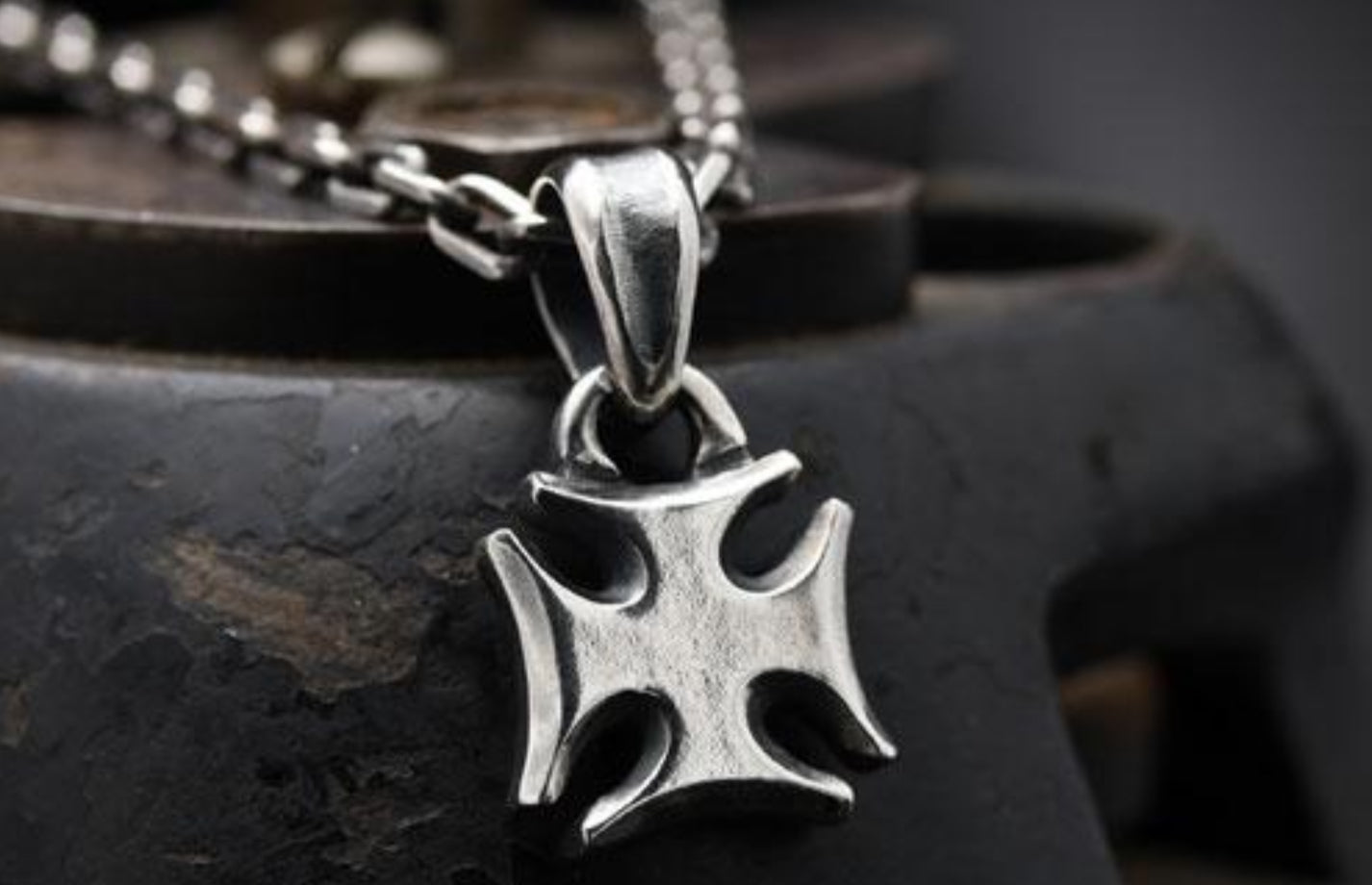 Mad Cult - Cold Cross Pendant SS 1