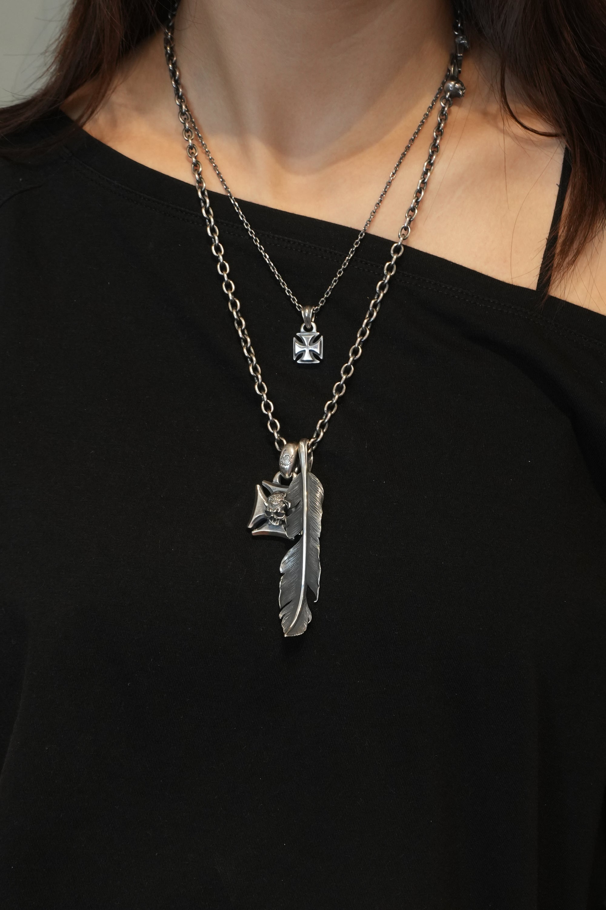 Mad Cult - Cold Cross in Devil Pendant 2