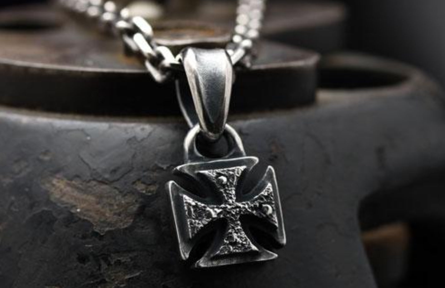 Mad Cult - Rusty Iron Cross Pendant SS 1
