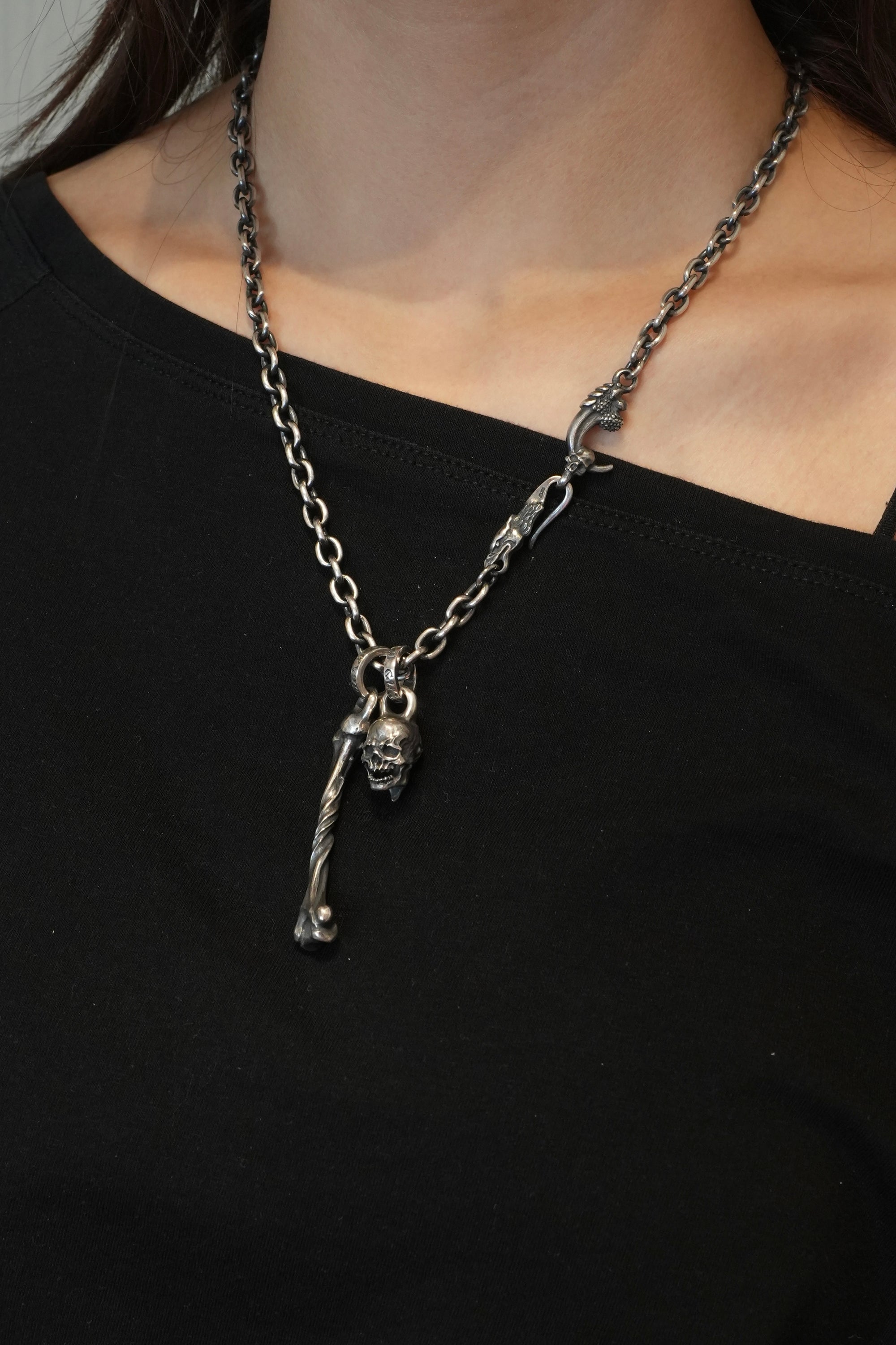 Mad Cult - The End Pendant S 2